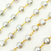 Grey Pearl Round Gold Plated Wire Chain.